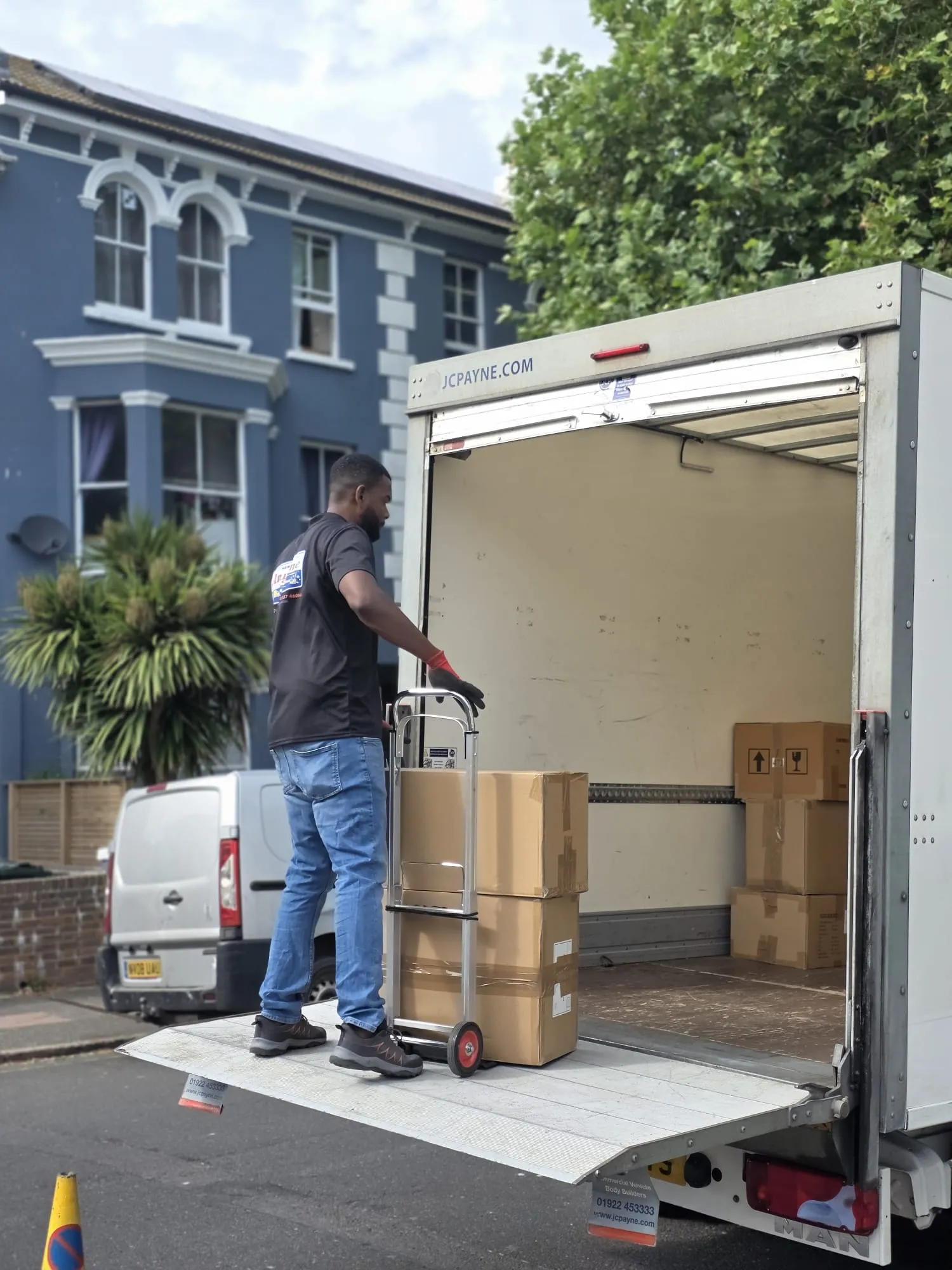 Furniture Disposal support from Hemmings Anytime